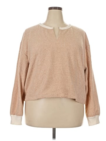 American Eagle Outfitters Pullover Sweater (view 1)