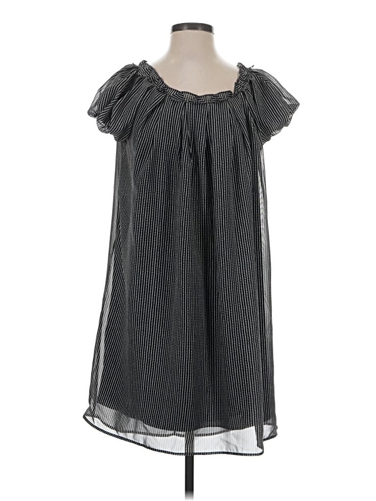 Pre-owned Max Studio Sleeveless T-shirt In Gray