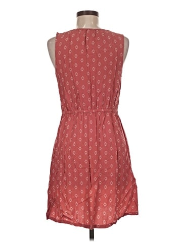 Old Navy Casual Dress (view 2)