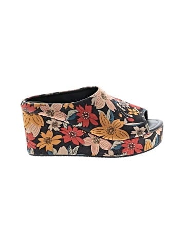 Unbranded Wedges (view 1)