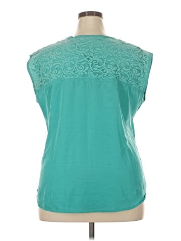 Jennifer & Grace Sleeveless Blouse (view 2)