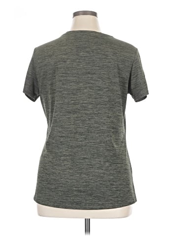 Amazon Essentials Active T-Shirt (view 2)