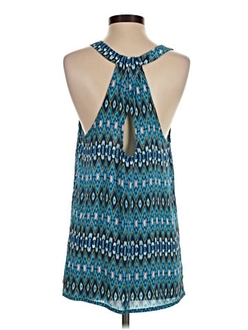 Tolani Sleeveless Top (view 2)