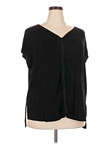 Ellen Tracy Short Sleeve T-Shirt (view 1)