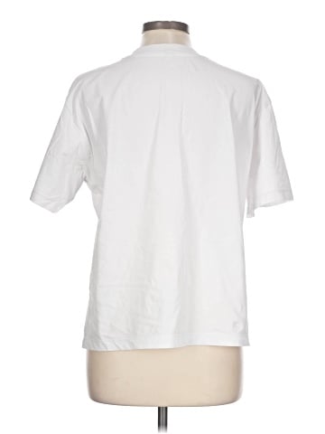 Uniqlo Short Sleeve T-Shirt (view 2)