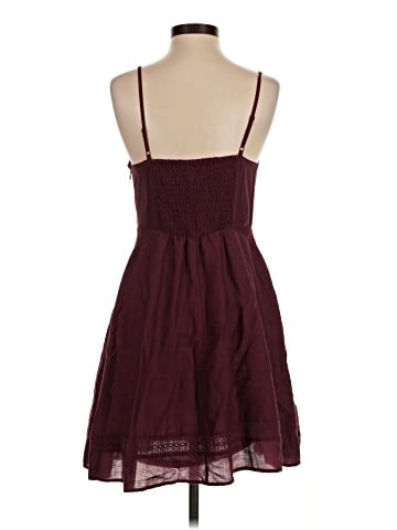 Old Navy Casual Dress (view 2)