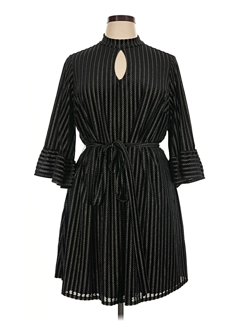 Pre-owned Modcloth Casual Dress In Black