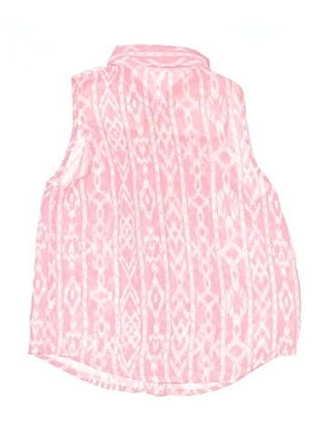 Xhilaration Sleeveless Button-Down Shirt (view 2)