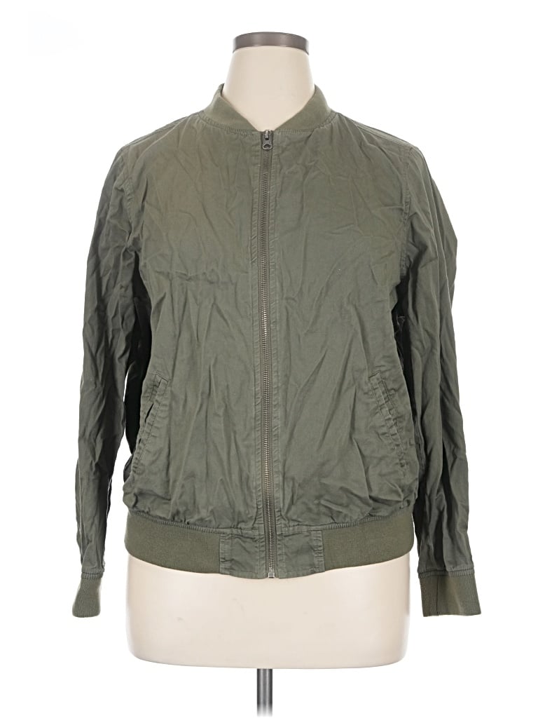 Pre-owned Torrid Jacket In Green