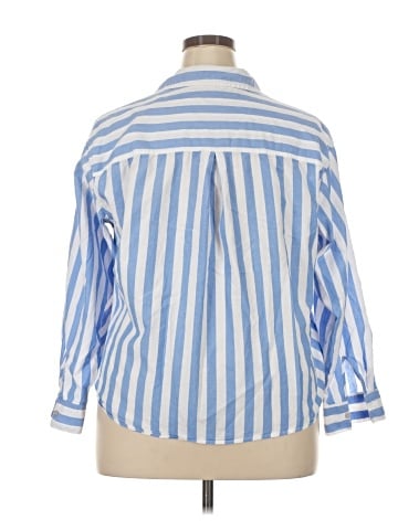 Maurices Long Sleeve Button-Down Shirt (view 2)
