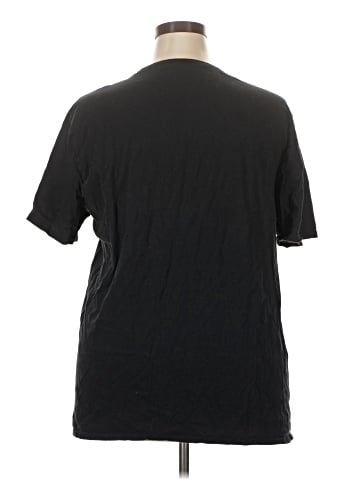 Nike Short Sleeve T-Shirt (view 2)