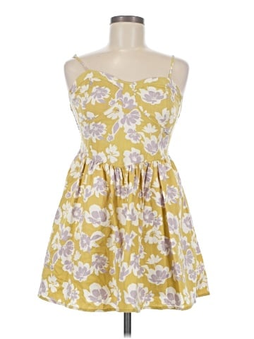 American Eagle Outfitters Casual Dress (view 1)