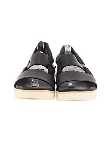 Sanuk Sandals (view 2)