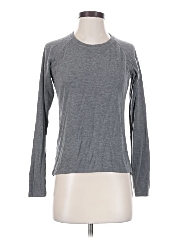Uniqlo Long Sleeve T-Shirt (view 1)