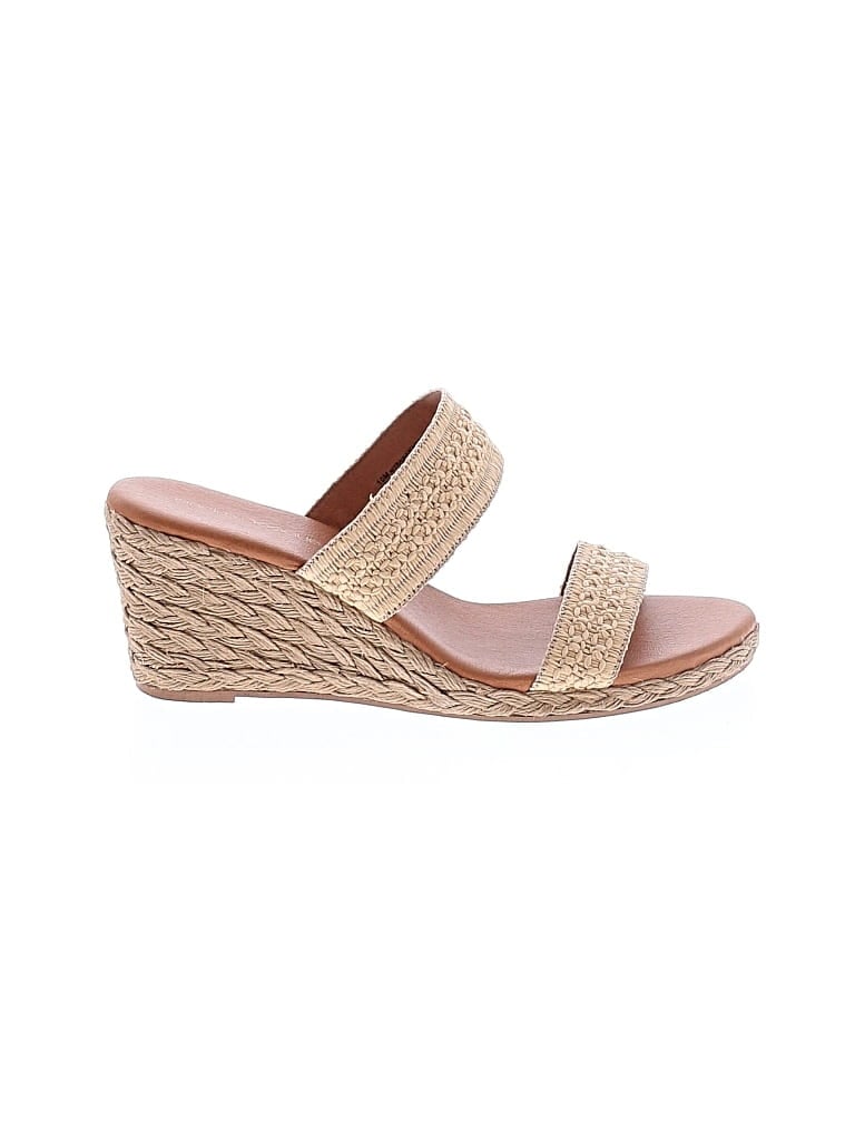 Pre-owned Andre Assous Wedges In Tan