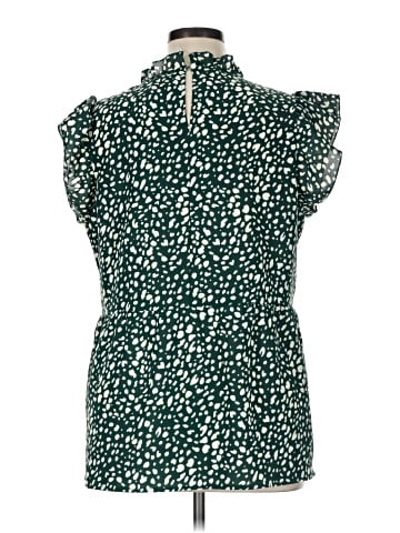Angashion Sleeveless Blouse (view 2)