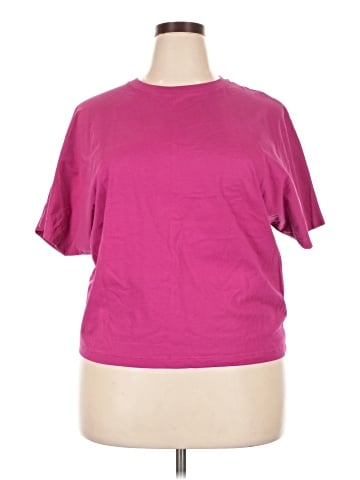Uniqlo Short Sleeve T-Shirt (view 1)