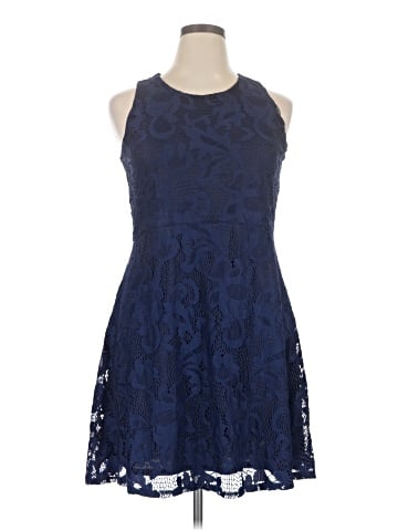 Xhilaration Cocktail Dress (view 1)