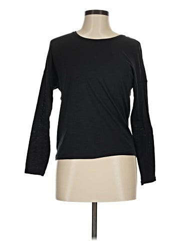 Lululemon Athletica Long Sleeve Top (view 1)