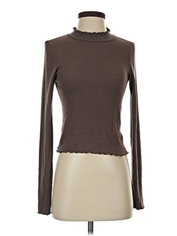American Eagle Outfitters Turtleneck Sweater (view 1)