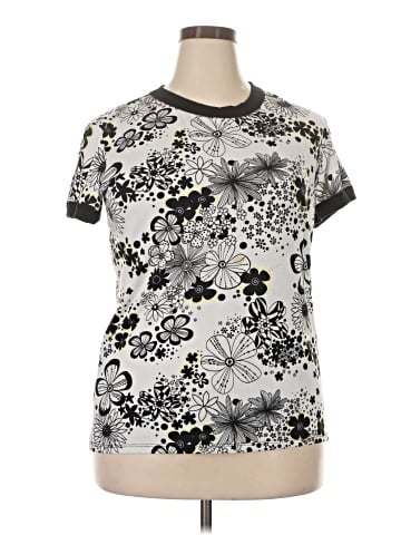 Lularoe Short Sleeve T-Shirt (view 1)