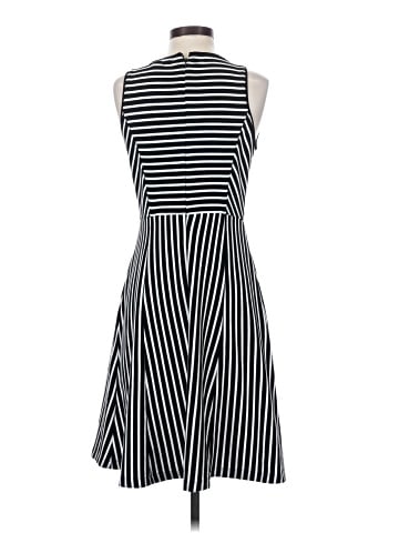 Banana Republic Casual Dress (view 2)