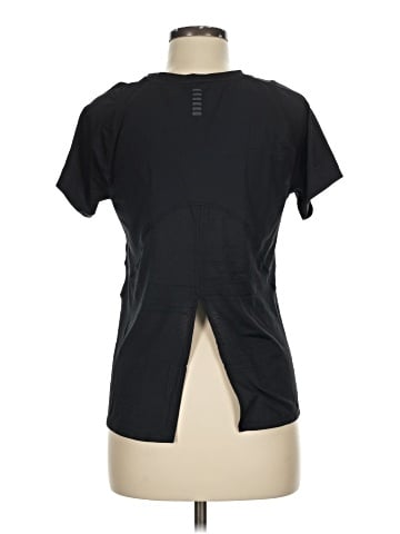 Under Armour Short Sleeve T-Shirt (view 2)
