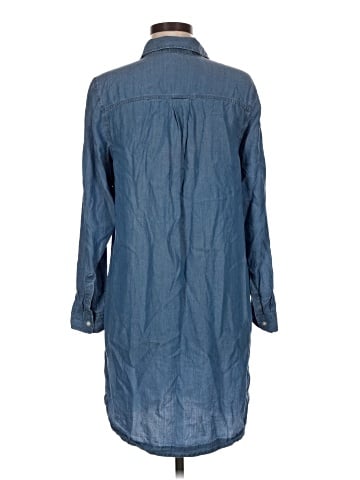 Old Navy Casual Dress (view 2)
