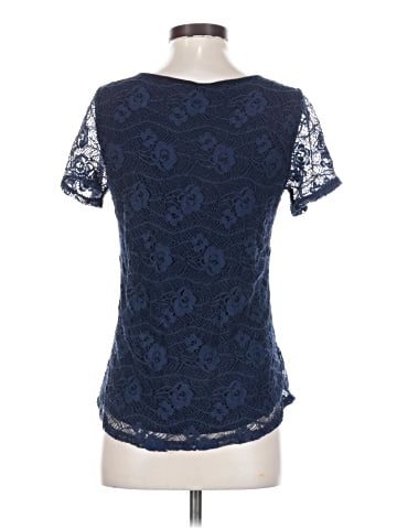 Leo & Nicole Short Sleeve Top (view 2)