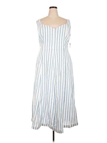 Old Navy Casual Dress (view 1)