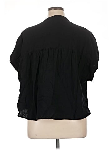 Gap Short Sleeve Henley (view 2)