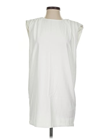 Abercrombie & Fitch Casual Dress (view 1)