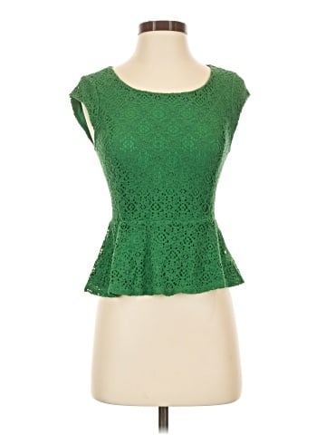 Express Short Sleeve Top (view 1)