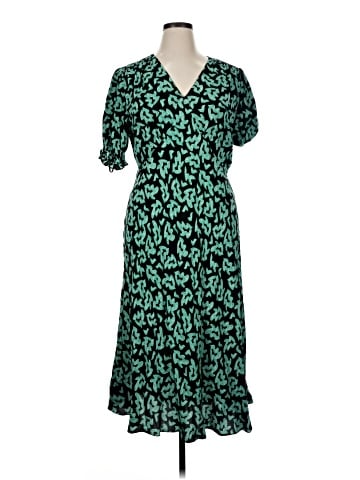 Diane von Furstenberg Casual Dress (view 1)