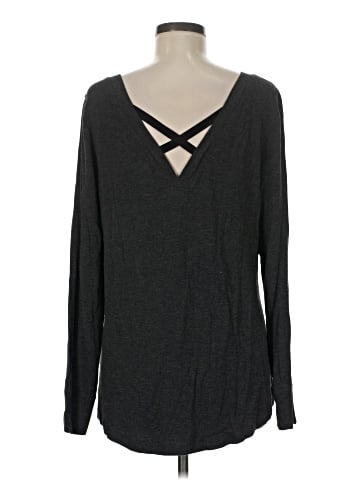 CAbi Long Sleeve Top (view 2)