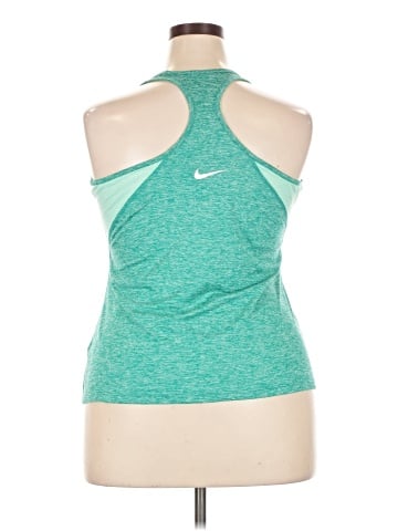 Nike Sleeveless Top (view 2)