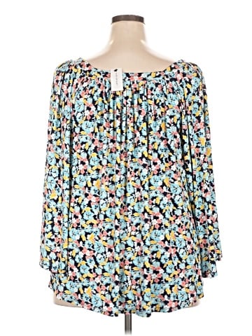 Lane Bryant 3/4 Sleeve T-Shirt (view 2)