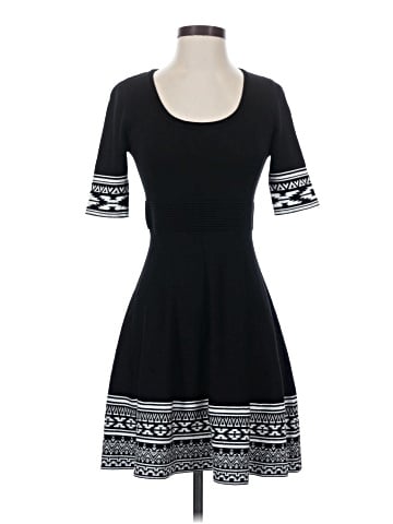 Xhilaration Casual Dress (view 1)