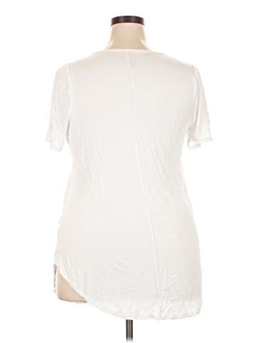Lane Bryant Short Sleeve T-Shirt (view 2)