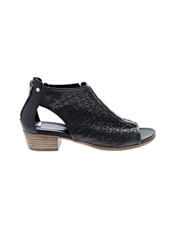 Pikolinos Ankle Boots (view 1)