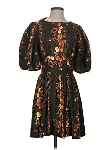 Saylor Casual Dress (view 1)