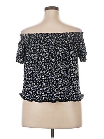 Rewind Short Sleeve Top (view 2)