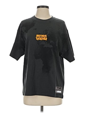 Nike Short Sleeve Top (view 1)
