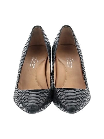 Kenneth Cole New York Heels (view 2)