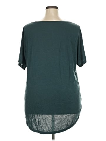 Nike Short Sleeve T-Shirt (view 2)