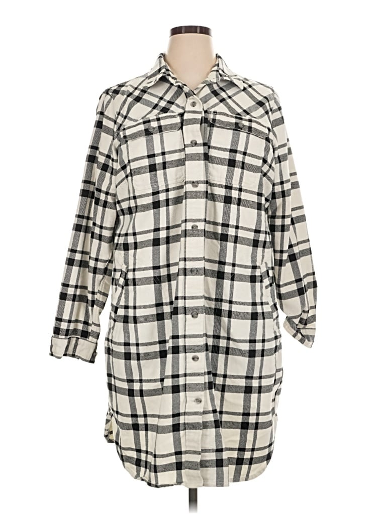 Pre-owned Duluth Trading Co. Coat In Ivory