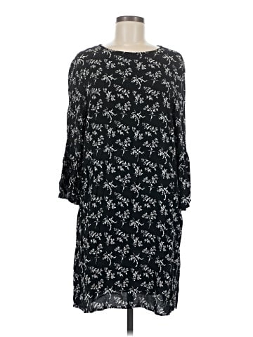 H&M Casual Dress (view 1)