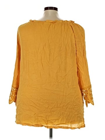 Forgotten Grace Poncho (view 2)