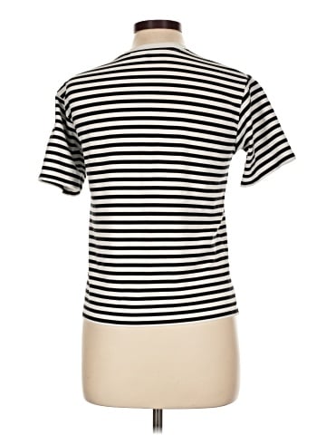 Uniqlo Short Sleeve T-Shirt (view 2)