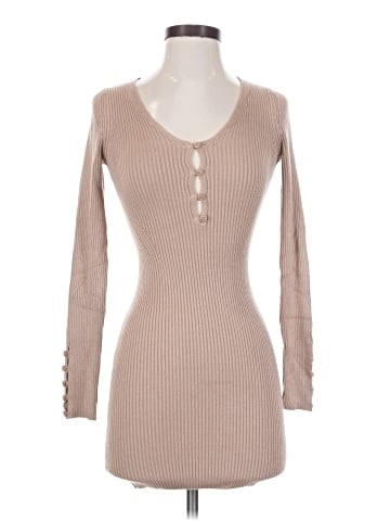 Abercrombie & Fitch Casual Dress (view 1)